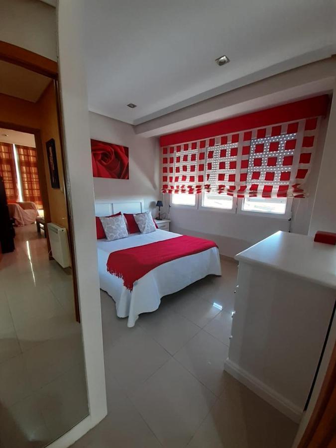 Rua A Plaza La Constitucion 16 Apartment ฟินิสแตร์เร ภายนอก รูปภาพ